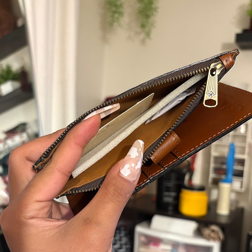 Patricia Nash Leather Wallet NWOT - Picture 8 of 9